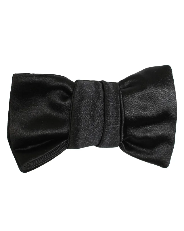 trendy tie patterns for men-Le Noeud Papillon Black Bow Tie - Mid Sized Batwing